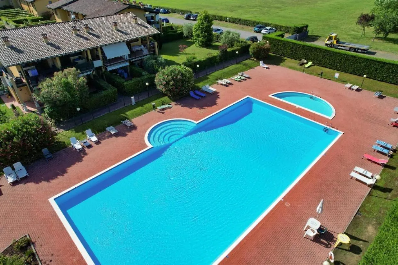 Apartmán Gardappartamenti - Cascinale With Terrace Desenzano del Garda Itálie